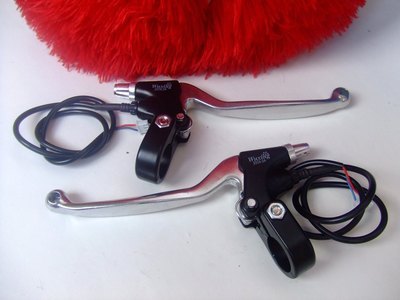 一淘網名優產品推薦 五星全鋁剎車把與蓄電池，購就省錢，安全隨行